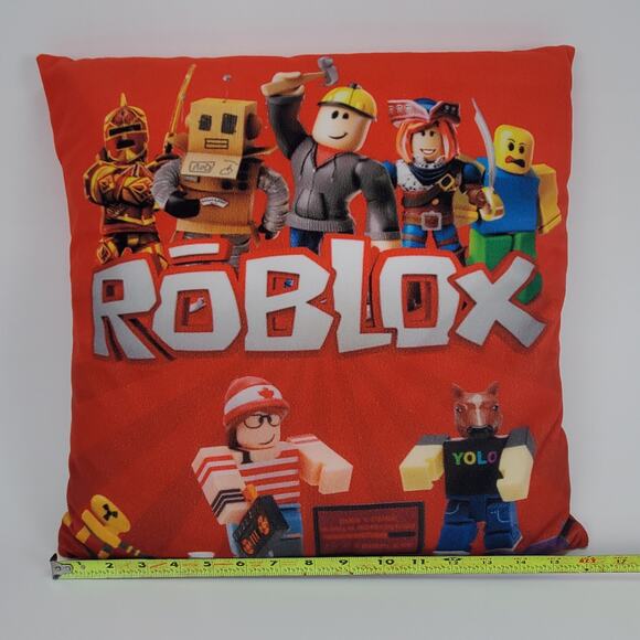 Roblox Pillow Cases With Removable Stuffed Pillows Lot of 2 Red Blue - Picture 6 of 8